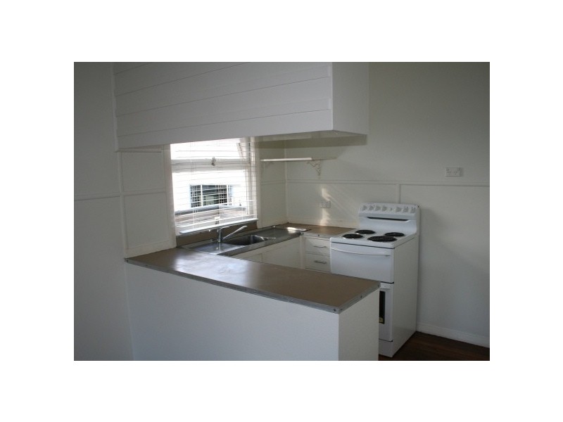 2/29 Stapylton Street, Coolangatta QLD 4225