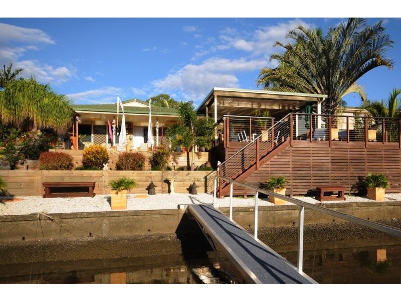 177 Currumbin Creek Road, Currumbin Waters QLD 4223