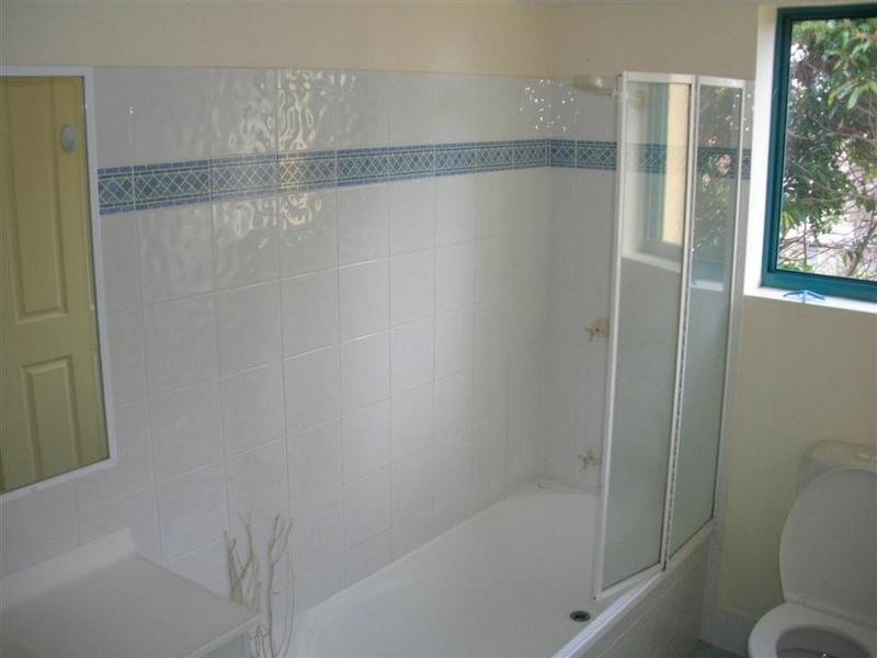 11/27 Dutton Street ‘Sunrise Sea Luxury Apartments’, Coolangatta QLD 4225