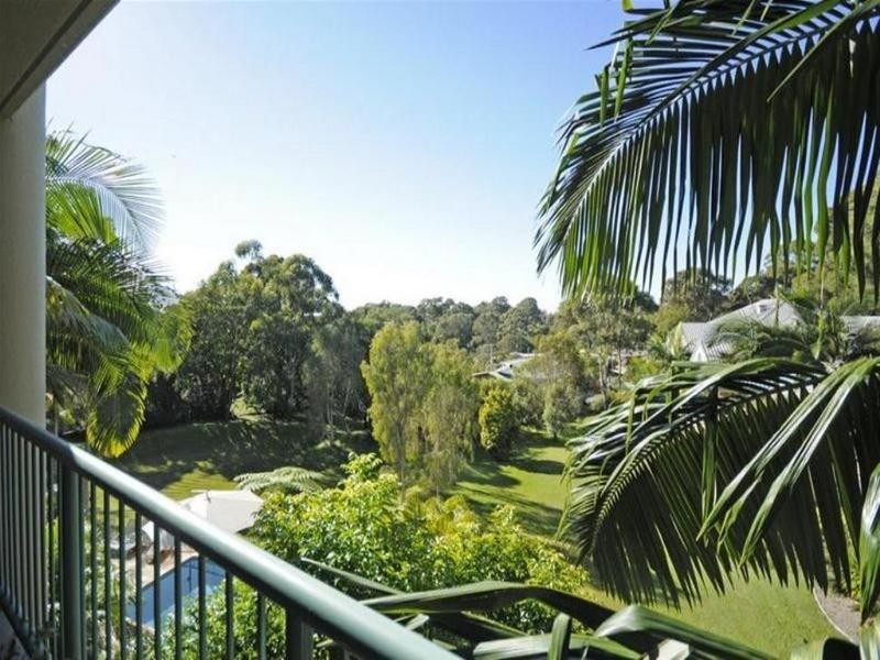 9 Domain Road, Currumbin QLD 4223