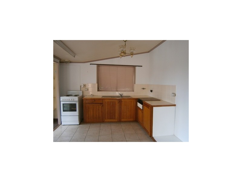 10 East St, Burleigh Heads QLD 4220