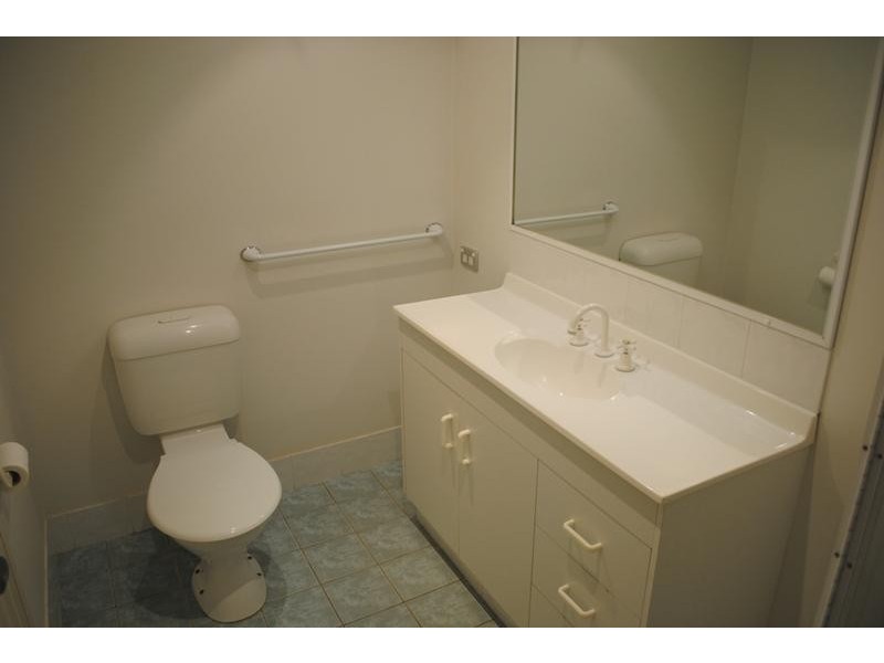 18/27 Dutton Street, Coolangatta QLD 4225
