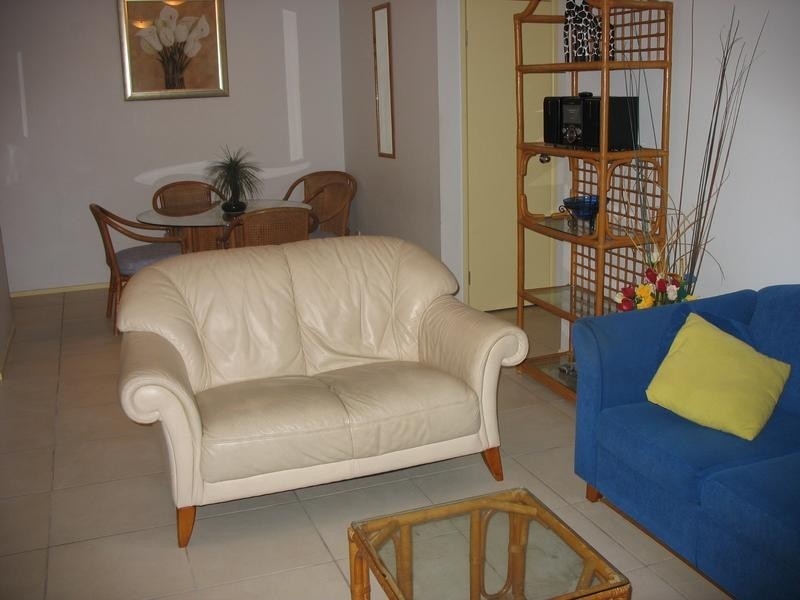 4/80 Pacific Parade, Bilinga QLD 4225