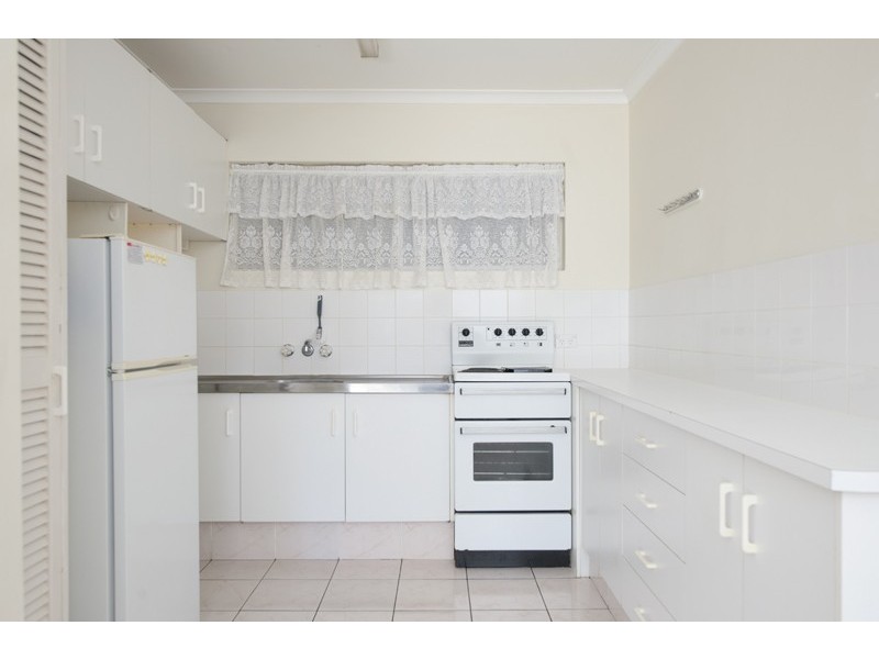 4/31 Coolangatta rd, Kirra QLD 4225