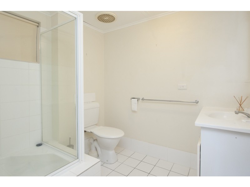 4/31 Coolangatta rd, Kirra QLD 4225