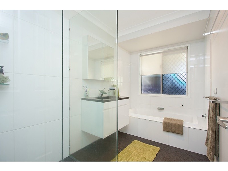 66 Hillcrest Avenue, Tweed Heads South NSW 2486