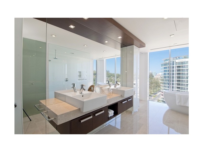 302/1 Haig Street, Kirra QLD 4225