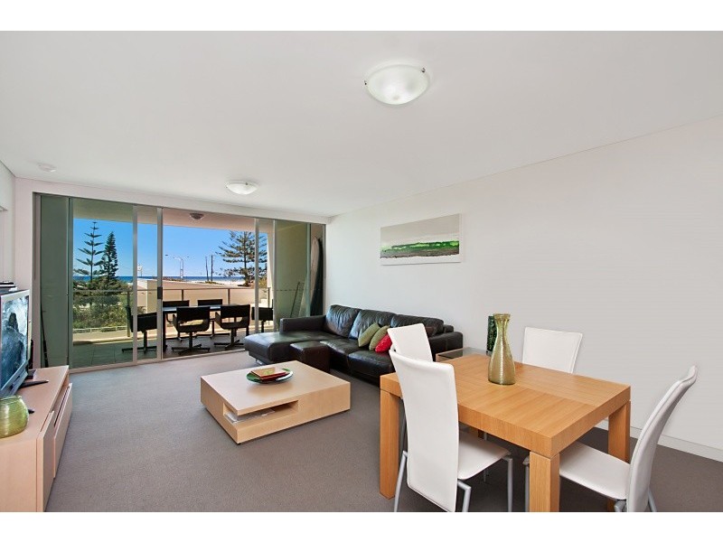 006/2-8 Creek Street ‘Kirra Surf’, Kirra QLD 4225