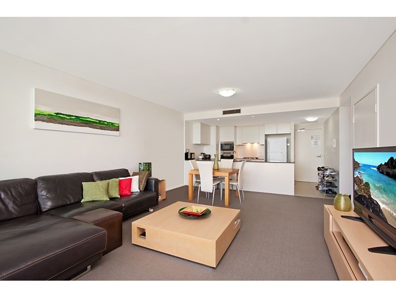 006/2-8 Creek Street ‘Kirra Surf’, Kirra QLD 4225
