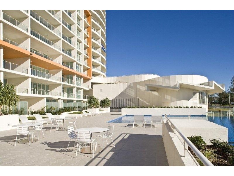 006/2-8 Creek Street ‘Kirra Surf’, Kirra QLD 4225