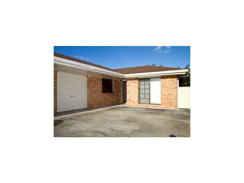 2/14 Bambaroo Cres., Tweed Heads NSW 2485