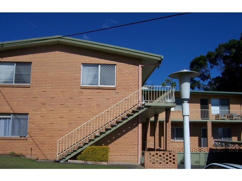 1/8 Tweed Street, Coolangatta QLD 4225