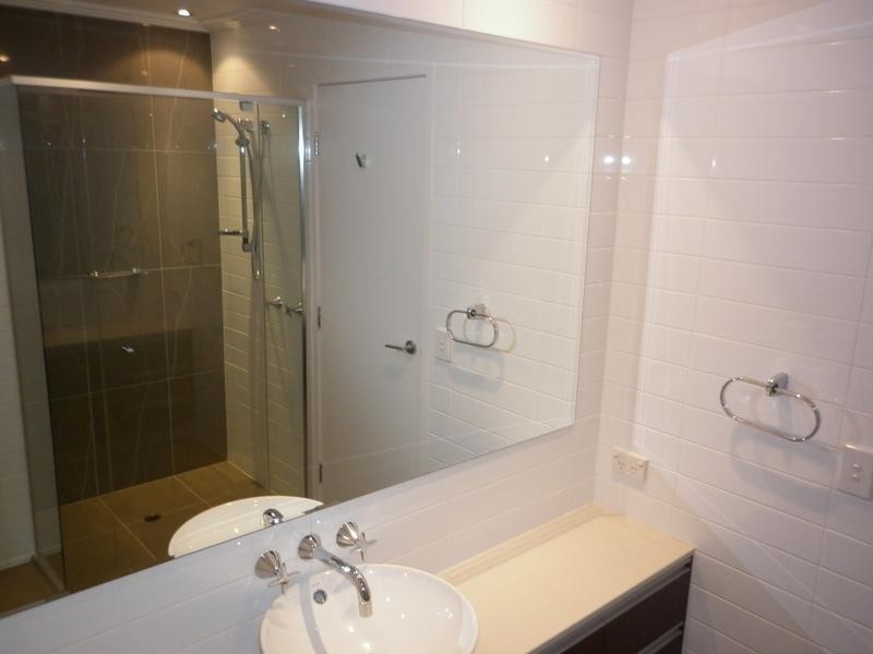 4/226 Varsity Parade, Varsity Lakes QLD 4227