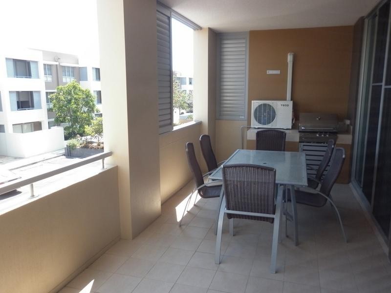 4/226 Varsity Parade, Varsity Lakes QLD 4227