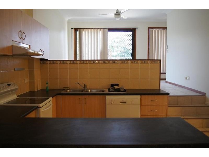 1/25 Fifteenth Avenue, Palm Beach QLD 4221