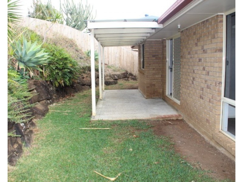 27 Clonakilty Close, Banora Point NSW 2486