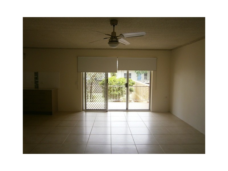 1/6-8 Haig Street, Kirra QLD 4225