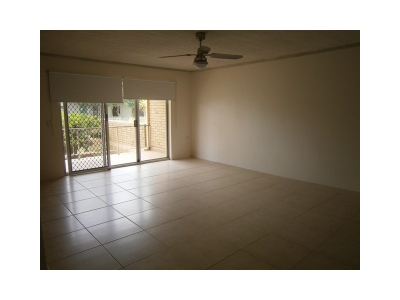 1/6-8 Haig Street, Kirra QLD 4225