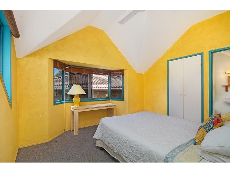 12 Shady Lane, Banora Point NSW 2486