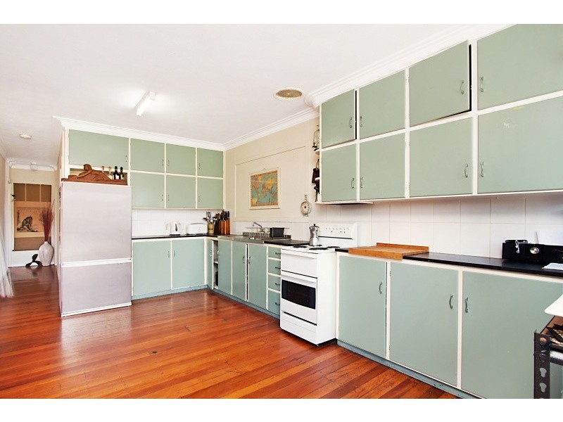 15 Douglas Street, Kirra QLD 4225