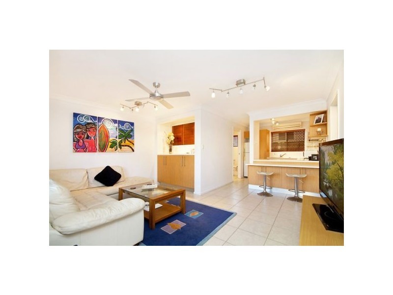 2/53 Golden Four Drive, Bilinga QLD 4225