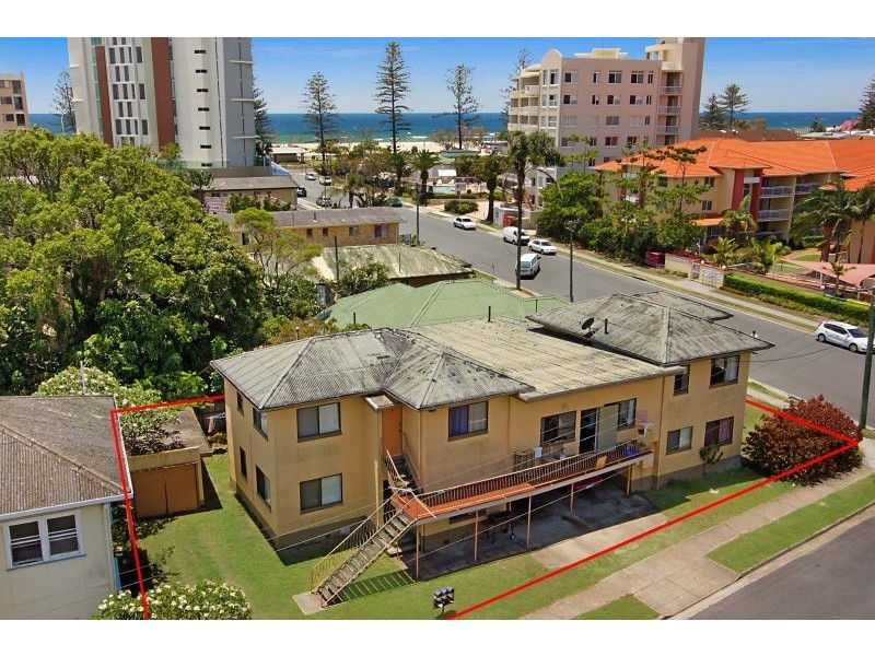 15 Douglas Street, Kirra QLD 4225