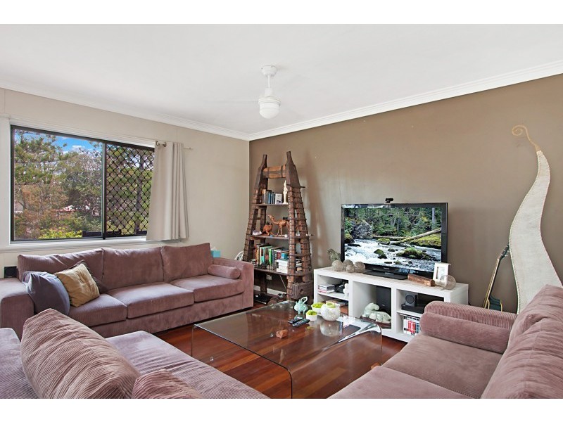 15 Douglas Street, Kirra QLD 4225