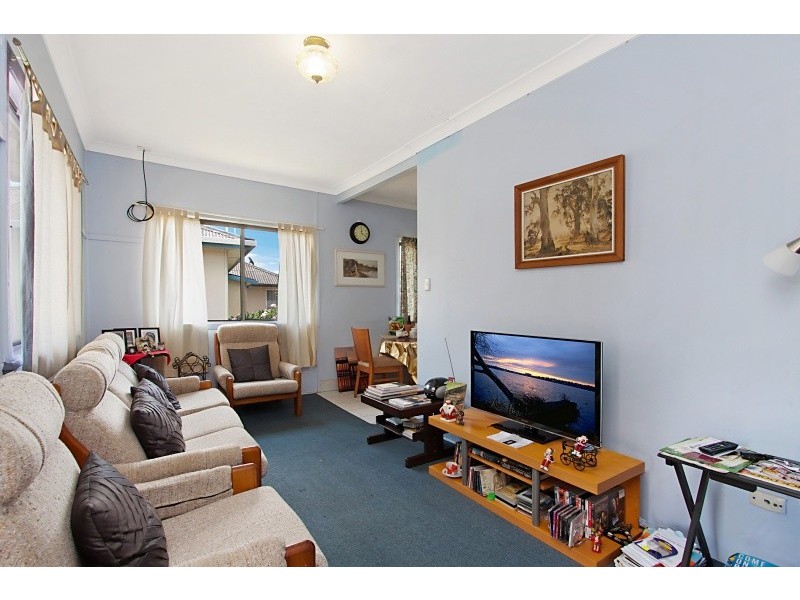 15 Douglas Street, Kirra QLD 4225