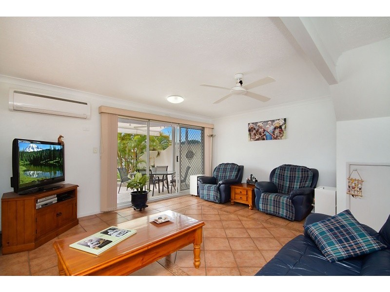 65/2-10 Coolgardie St ‘Isle of Palms’, Elanora QLD 4221