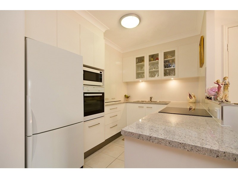 2/5 Ocean Street ‘Ocean Place’, Kirra QLD 4225