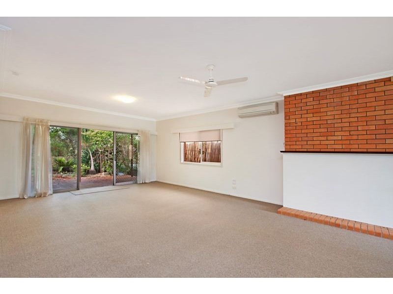 49 Coolangatta Road, Coolangatta QLD 4225