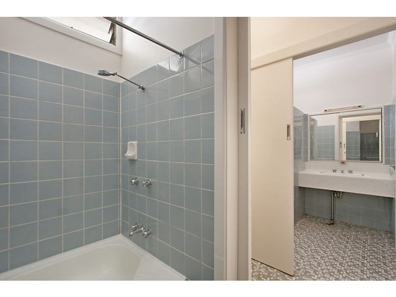 49 Coolangatta Road, Coolangatta QLD 4225