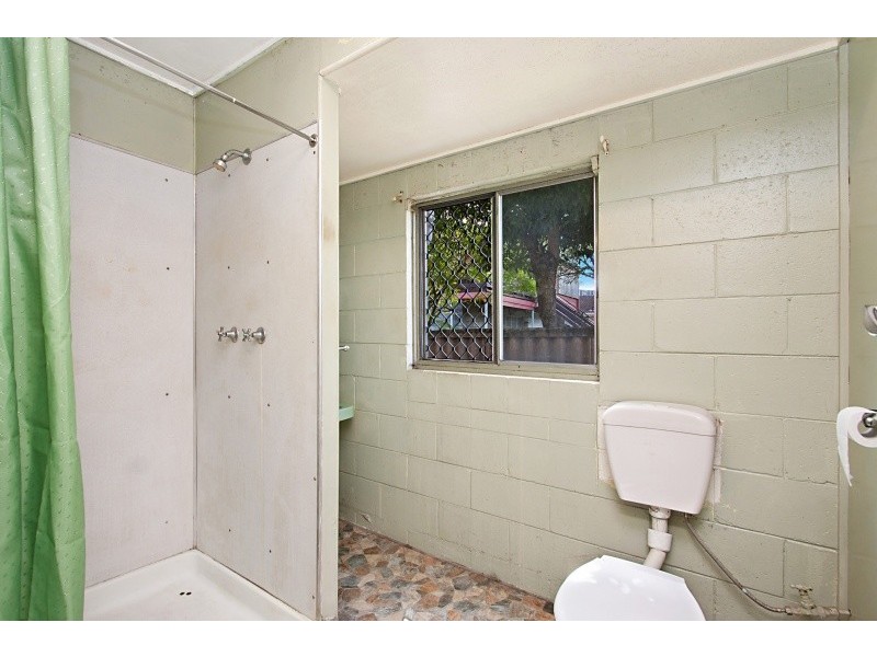 16 Bolton Street, Kirra QLD 4225