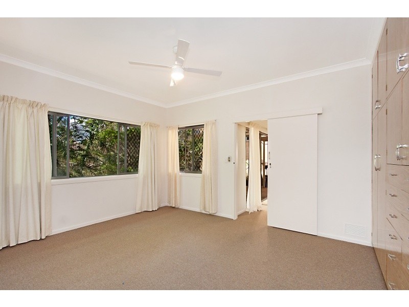 49 Coolangatta Road, Kirra QLD 4225