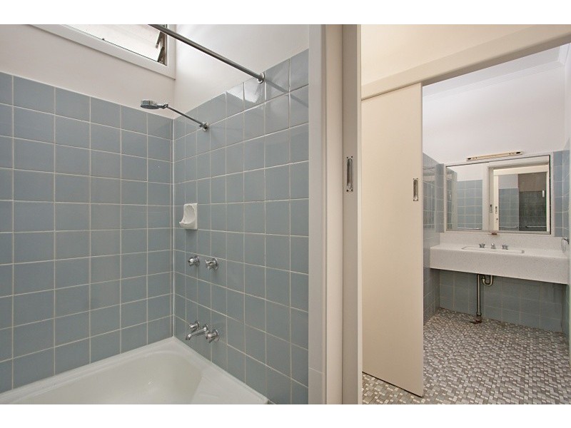 49 Coolangatta Road, Kirra QLD 4225