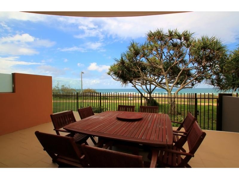 102/239 Golden Four Drive, Bilinga QLD 4225