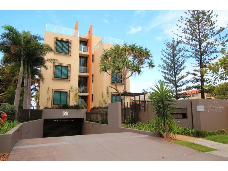 102/239 Golden Four Drive, Bilinga QLD 4225