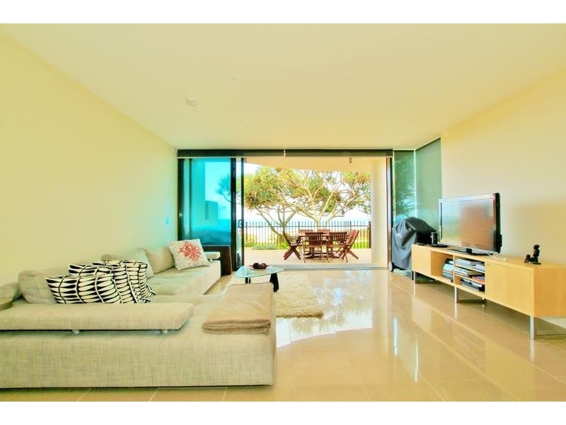 102/239 Golden Four Drive, Bilinga QLD 4225