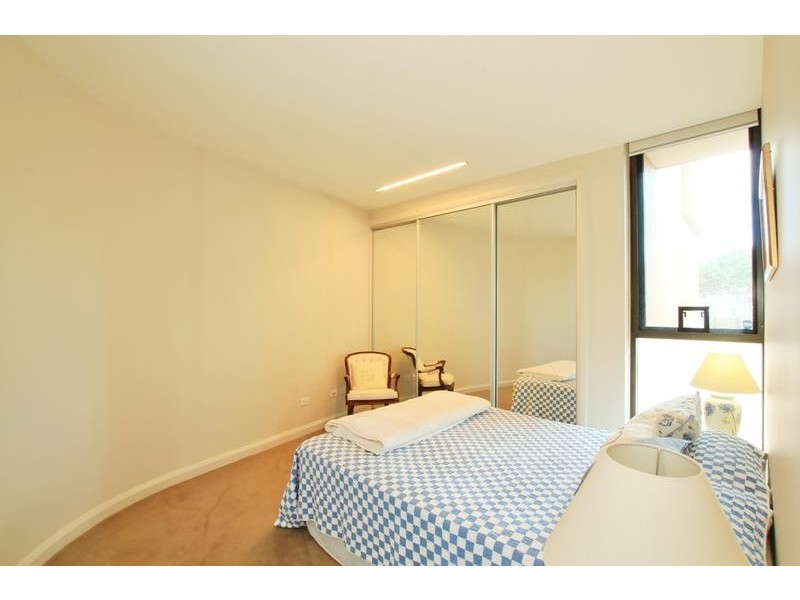 102/239 Golden Four Drive, Bilinga QLD 4225