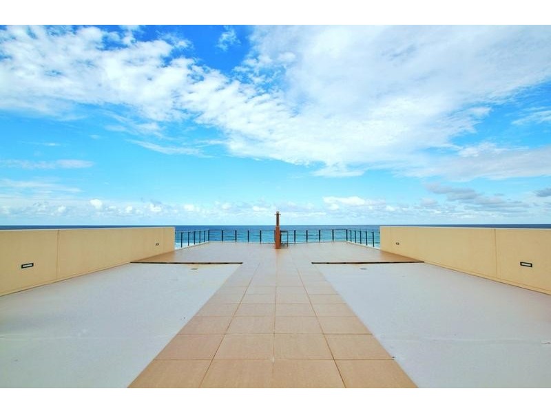 102/239 Golden Four Drive, Bilinga QLD 4225