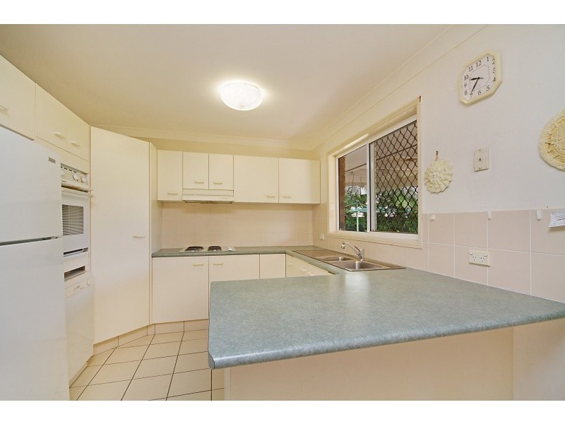 2/11 Covent Gardens Way, Banora Point NSW 2486