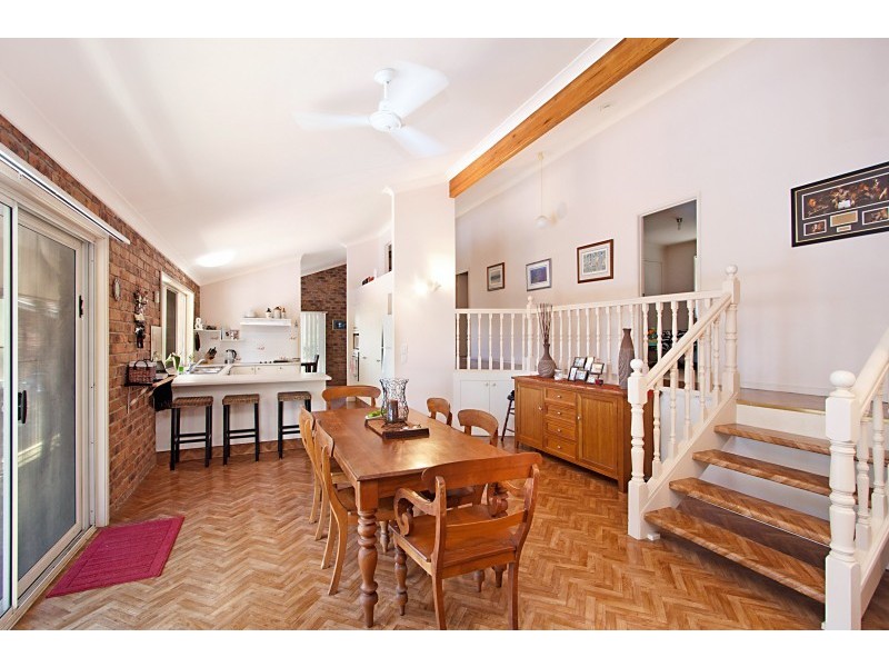 19 Sawtell Drive, Currumbin Waters QLD 4223