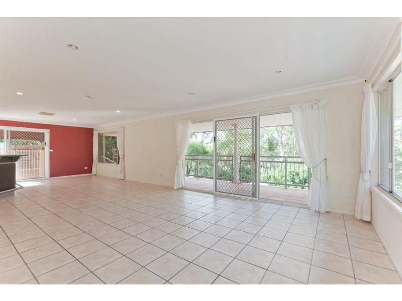 12 Kitchener Street, Tugun QLD 4224