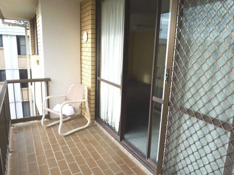 12/6 Brooke Avenue, Palm Beach QLD 4221
