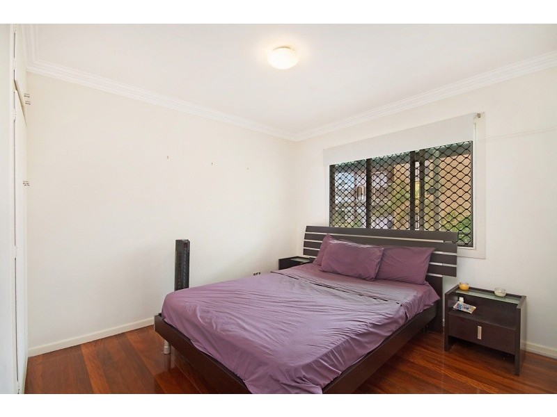 4/4 Johnston Street, Bilinga QLD 4225
