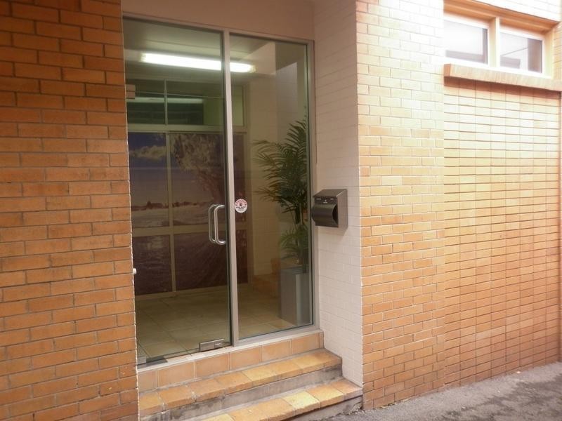 3/52 Griffith Street, Coolangatta QLD 4225