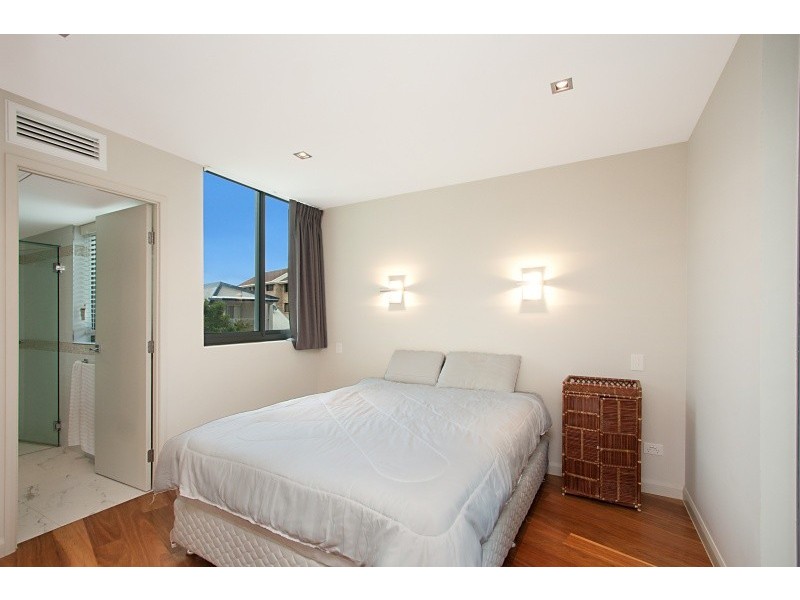 201/46 Pacific Parade ‘Kirra Wave’, Bilinga QLD 4225