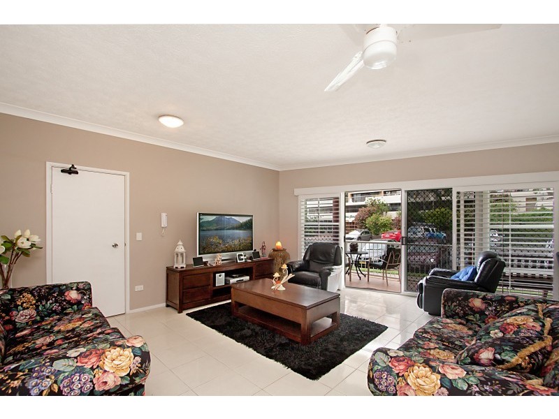 3/20 Marine Pde ‘Wave Break’, Kirra QLD 4225