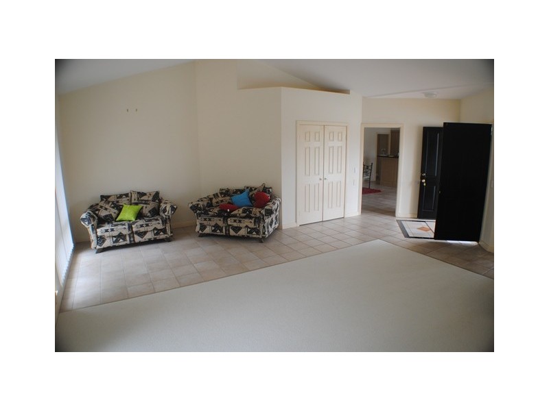 178 Palm Crest Drive, Carrara QLD 4211