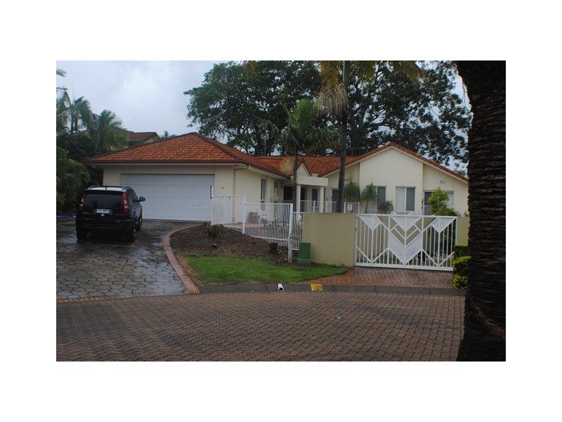 178 Palm Crest Drive, Carrara QLD 4211